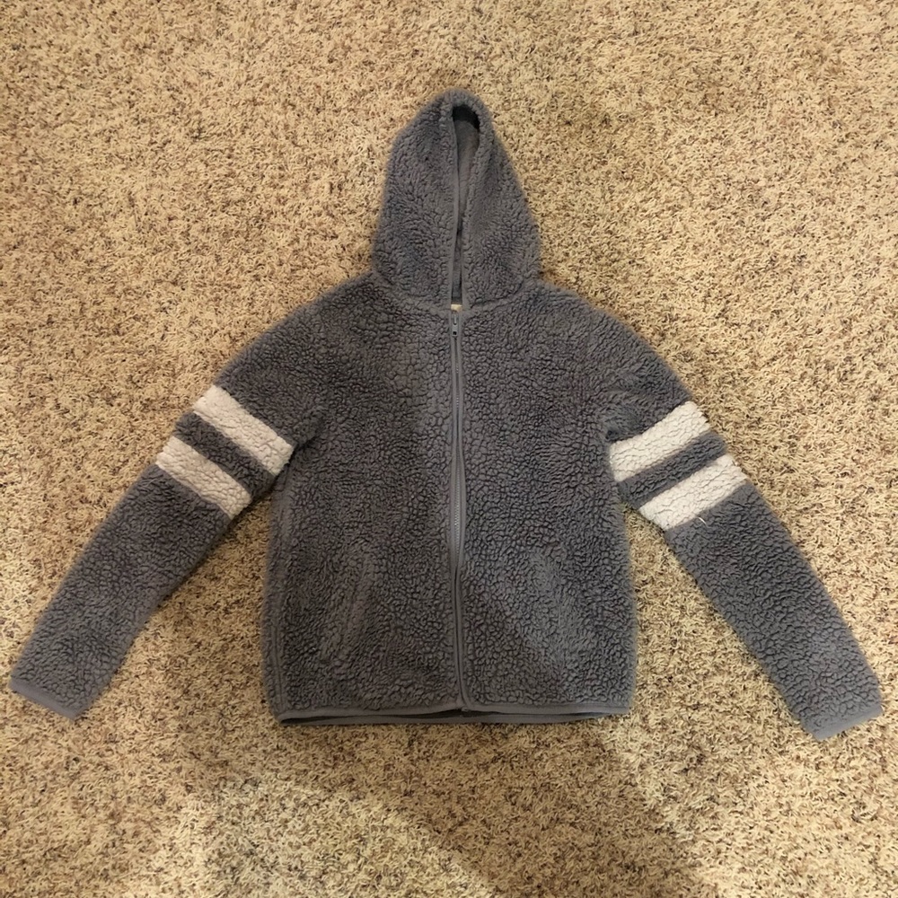 Fuzzy Gray and white jacket